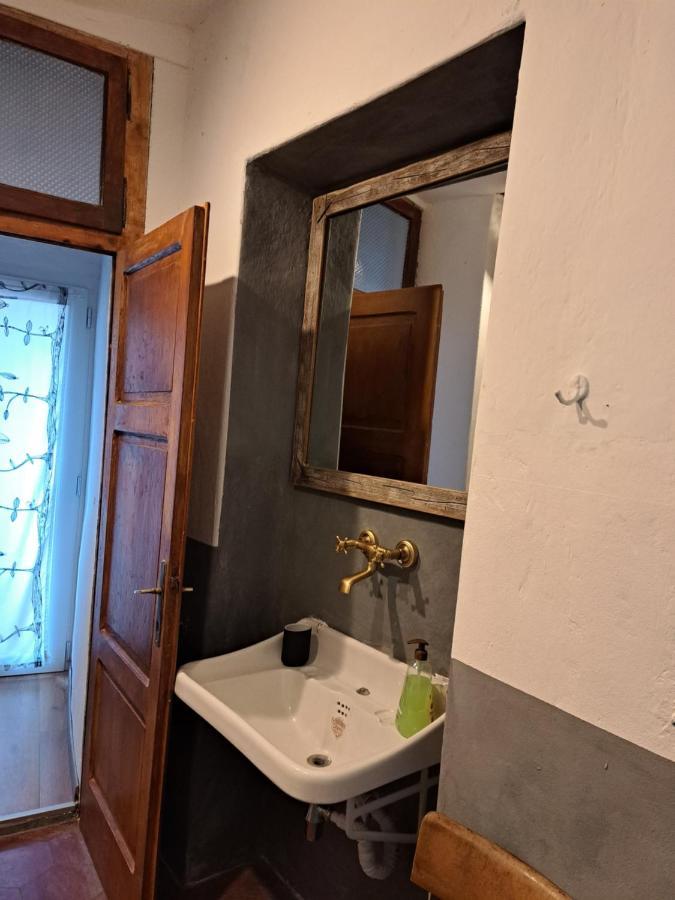 Appartamento Casa Olmi Dependance Castiglione dʼIntelvi Esterno foto