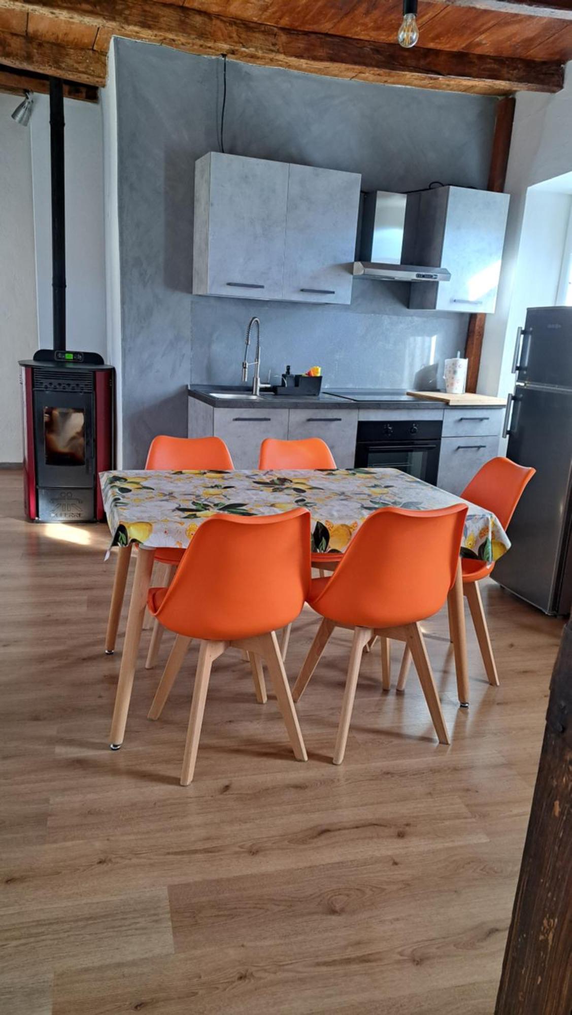Appartamento Casa Olmi Dependance Castiglione dʼIntelvi Esterno foto